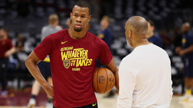 rodney_hood_listens_to_advice.jpg